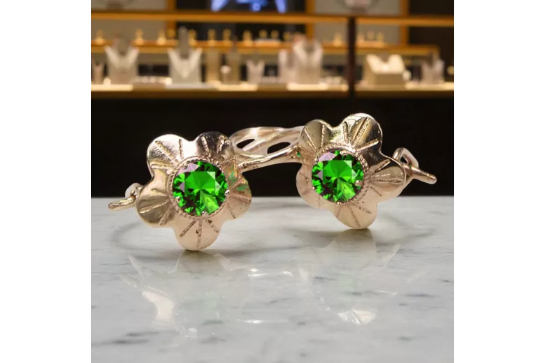Vintage Jewlery Earrings Emerald Original Vintage 14K Rose Gold vec028r